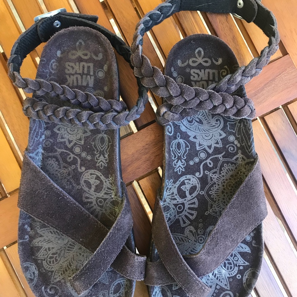 Sandals - Picture 4 of 4